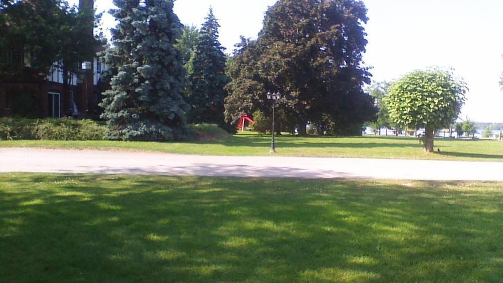 ניאגרה פולס Riverside Park Motel And Campground מראה חיצוני תמונה